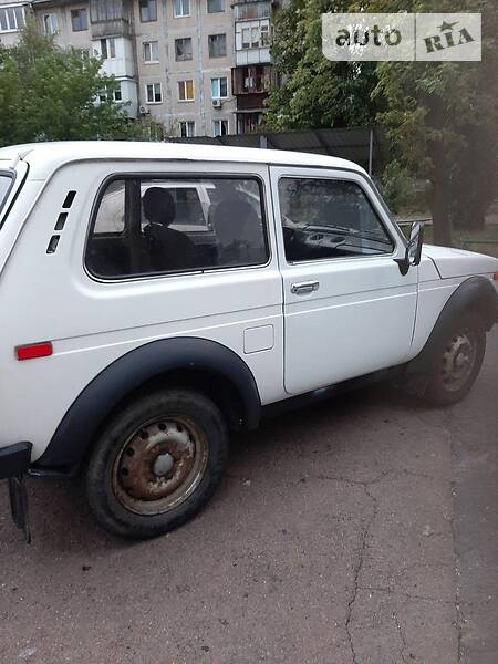 Универсал ВАЗ / Lada 2121 Нива 1981 в Киеве