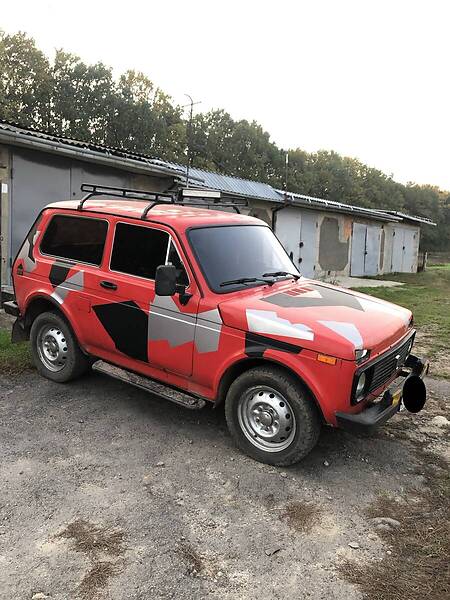 Хэтчбек ВАЗ / Lada 2121 Нива 1981 в Умани