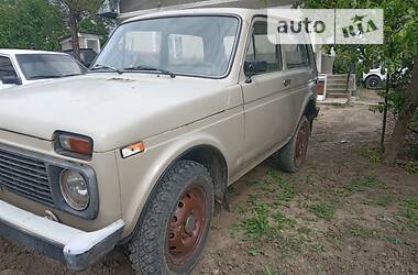 Позашляховик / Кросовер ВАЗ / Lada 2121 Нива 1991 в Чернівцях