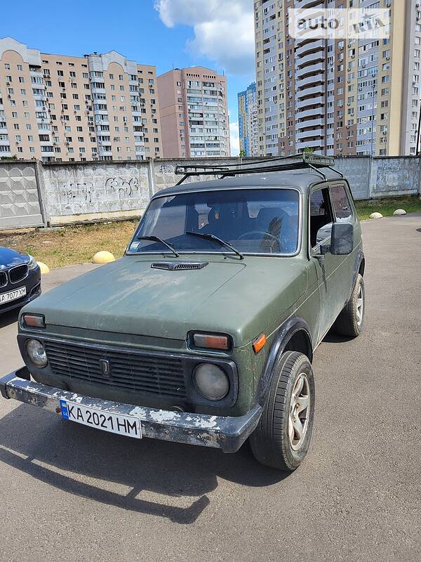 Позашляховик / Кросовер ВАЗ / Lada 2121 Нива 2001 в Києві