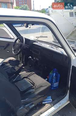 Внедорожник / Кроссовер ВАЗ / Lada 2121 Нива 1992 в Полтаве