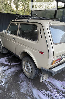 Позашляховик / Кросовер ВАЗ / Lada 2121 Нива 1985 в Одесі