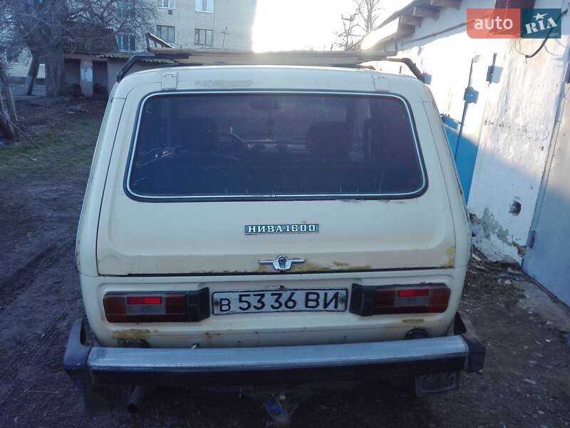 Позашляховик / Кросовер ВАЗ / Lada 2121 Нива 1982 в Жмеринці