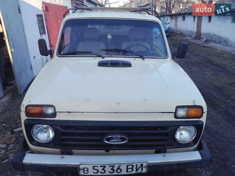 Позашляховик / Кросовер ВАЗ / Lada 2121 Нива 1982 в Жмеринці
