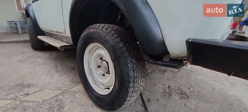 Позашляховик / Кросовер ВАЗ / Lada 2121 Нива 1990 в Арцизові
