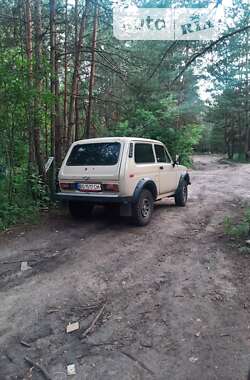 Внедорожник / Кроссовер ВАЗ / Lada 2121 Нива 1992 в Покровском