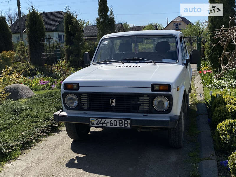 Внедорожник / Кроссовер ВАЗ / Lada 2121 Нива 1989 в Коростене