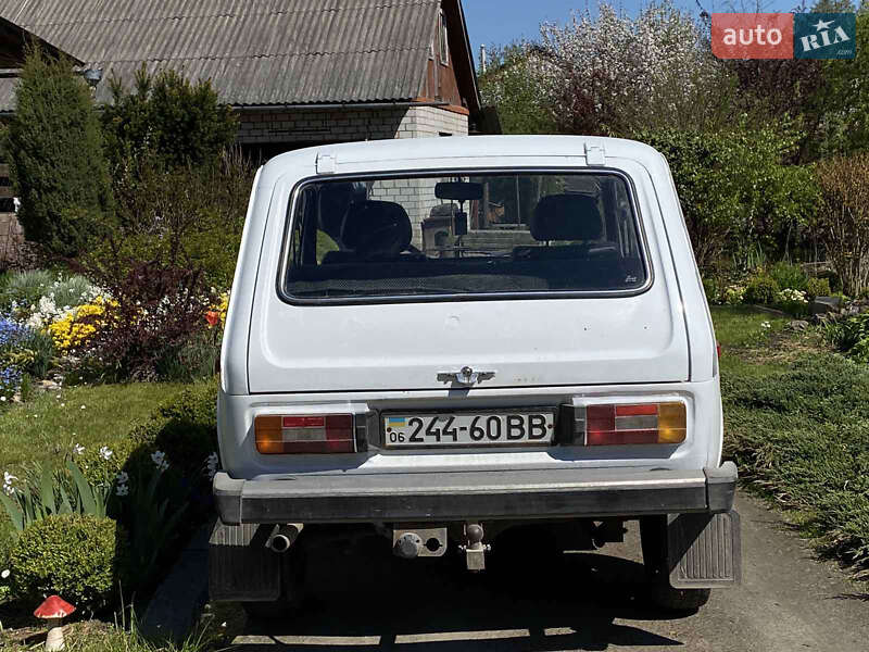 Позашляховик / Кросовер ВАЗ / Lada 2121 Нива 1989 в Коростені