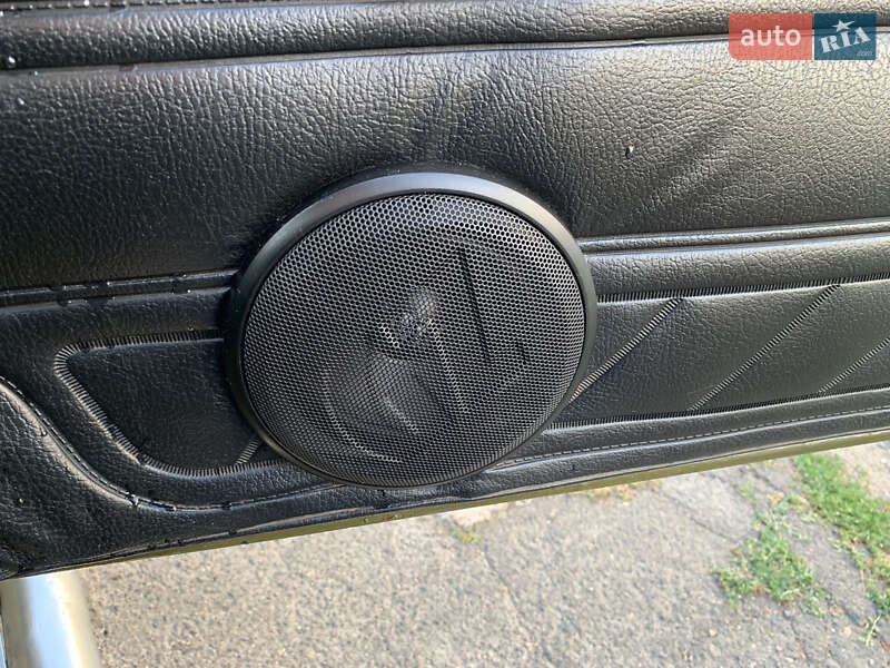 Позашляховик / Кросовер ВАЗ / Lada 2121 Нива 1985 в Одесі