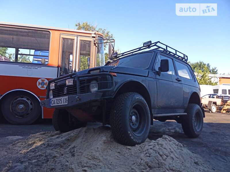 Позашляховик / Кросовер ВАЗ / Lada 2121 Нива 1984 в Черкасах
