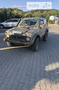 Внедорожник / Кроссовер ВАЗ / Lada 2121 Нива 1988 в Черновцах