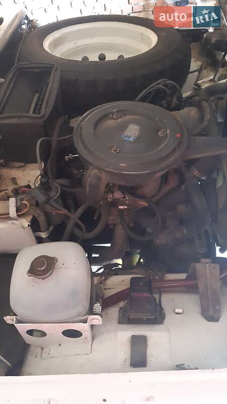 Внедорожник / Кроссовер ВАЗ / Lada 2121 Нива 1985 в Вижнице