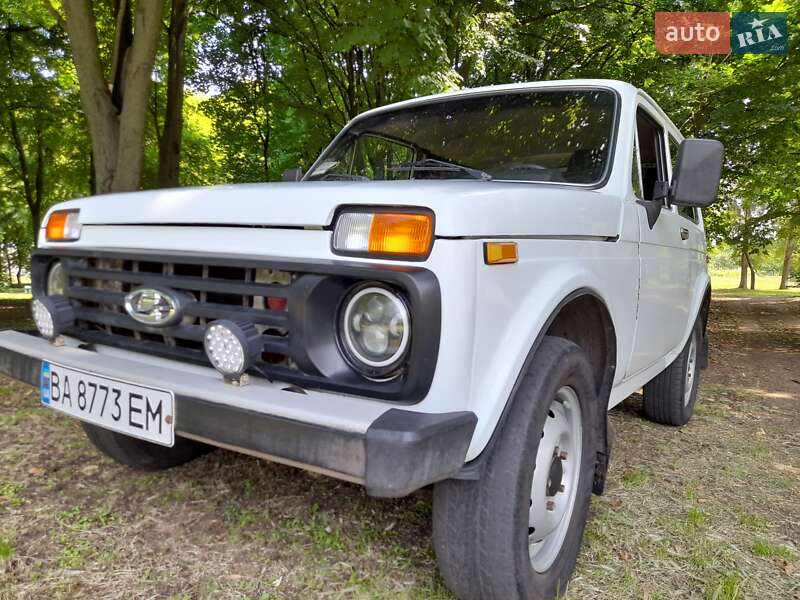 Позашляховик / Кросовер ВАЗ / Lada 2121 Нива 1986 в Долинській