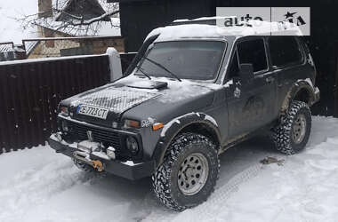 Позашляховик / Кросовер ВАЗ / Lada 2121 Нива 1988 в Чернівцях