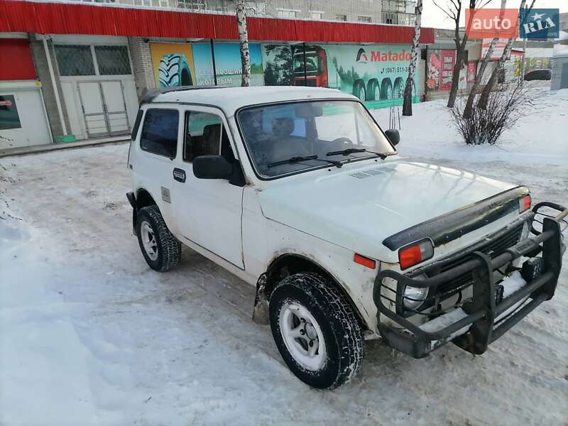 Внедорожник / Кроссовер ВАЗ / Lada 2121 Нива 1988 в Шостке фото 3 Внедорожник / Кроссовер ВАЗ / Lada 2121 Нива 1988 в Шостке