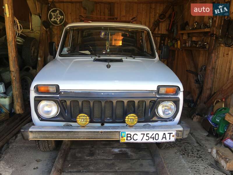 Позашляховик / Кросовер ВАЗ / Lada 2121 Нива 1992 в Славському