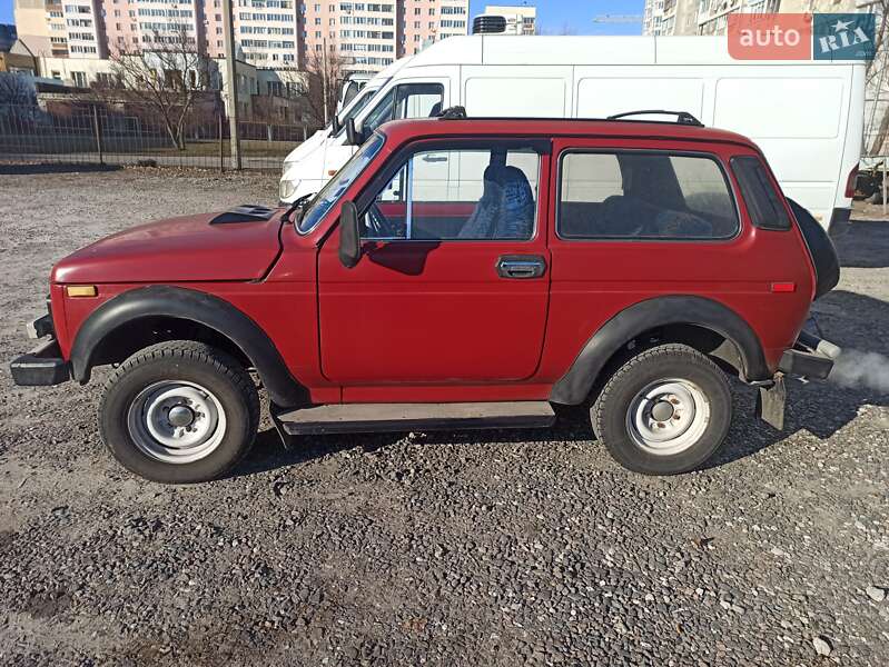 Позашляховик / Кросовер ВАЗ / Lada 2121 Нива 1983 в Черкасах