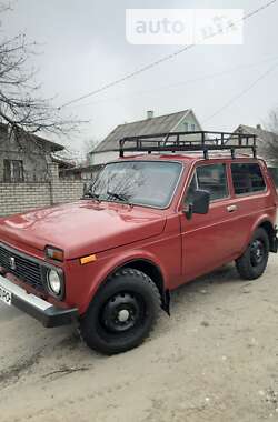 Внедорожник / Кроссовер ВАЗ / Lada 2121 Нива 1992 в Каменском