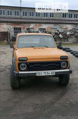 Позашляховик / Кросовер ВАЗ / Lada 2121 Нива 1983 в Золочеві