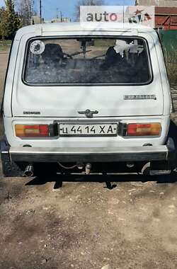 Внедорожник / Кроссовер ВАЗ / Lada 2121 Нива 1985 в Лозовой
