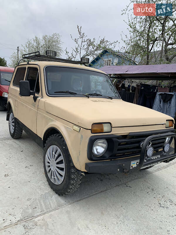 Позашляховик / Кросовер ВАЗ / Lada 2121 Нива 1989 в Івано-Франківську