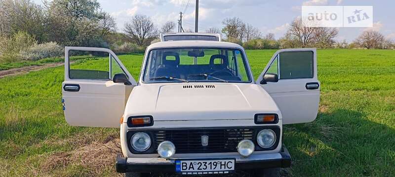 Внедорожник / Кроссовер ВАЗ / Lada 2121 Нива 1983 в Голованевске