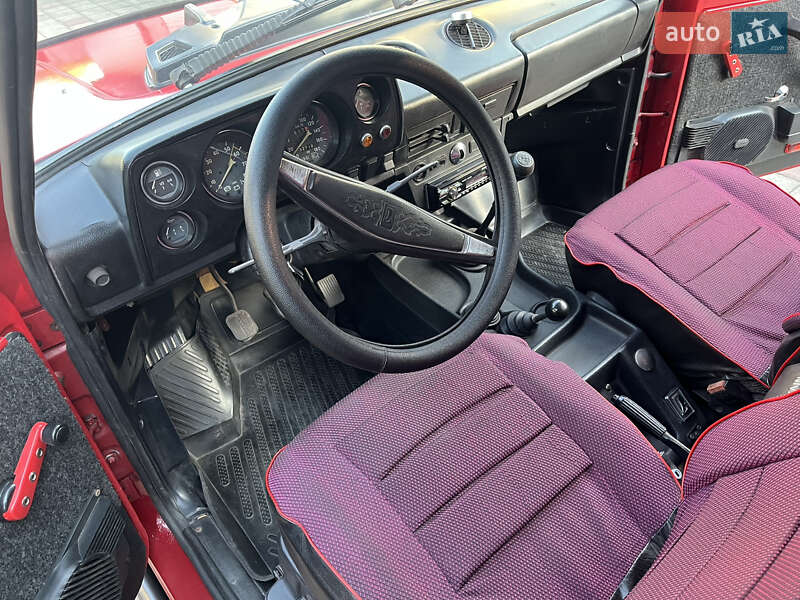 Внедорожник / Кроссовер ВАЗ / Lada 2121 Нива 1988 в Дмитровке