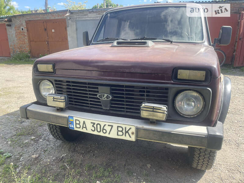 Позашляховик / Кросовер ВАЗ / Lada 2121 Нива 1981 в Знам'янці