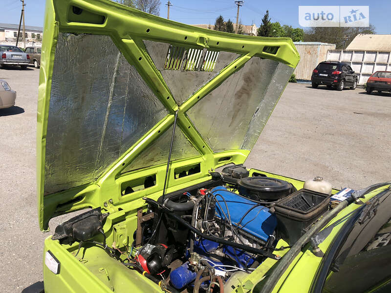 Внедорожник / Кроссовер ВАЗ / Lada 2121 Нива 1984 в Березане