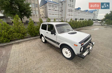 Позашляховик / Кросовер ВАЗ / Lada 2121 Нива 1990 в Дніпрі