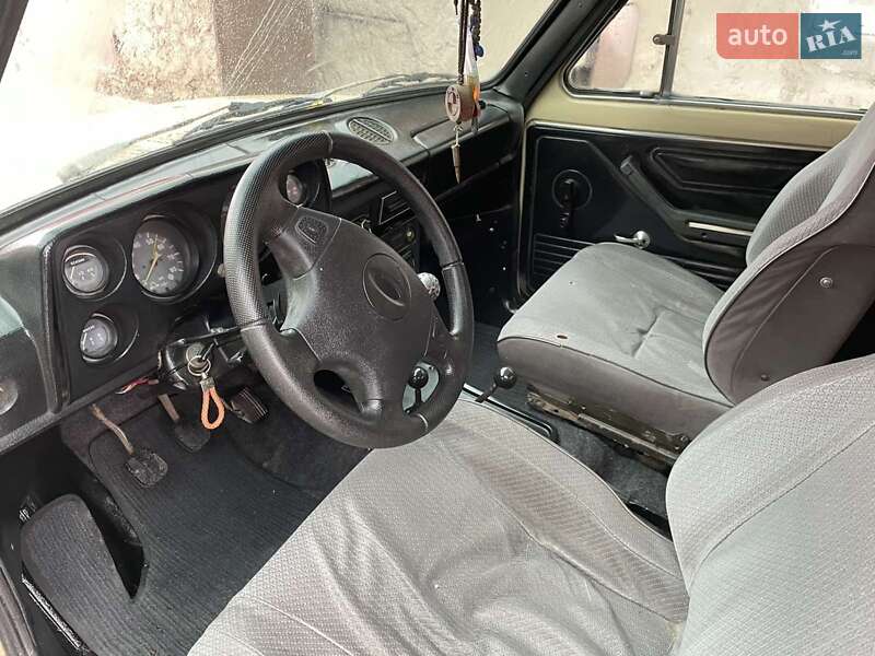 Позашляховик / Кросовер ВАЗ / Lada 2121 Нива 1981 в Дніпрі
