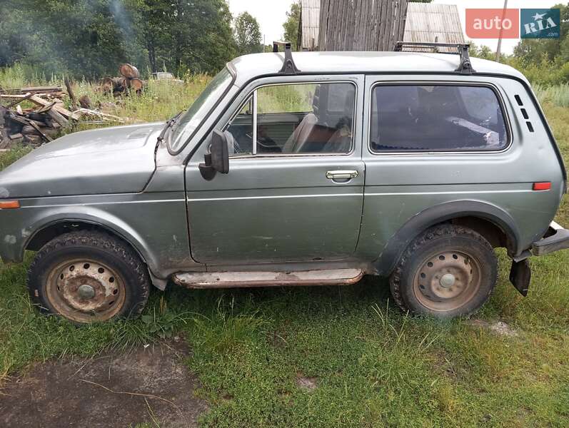 Позашляховик / Кросовер ВАЗ / Lada 2121 Нива 1989 в Олевську