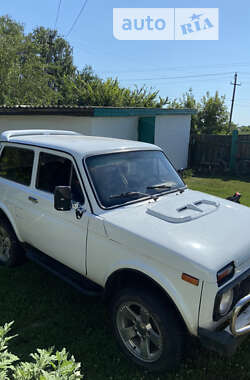 Позашляховик / Кросовер ВАЗ / Lada 2121 Нива 1993 в Варві