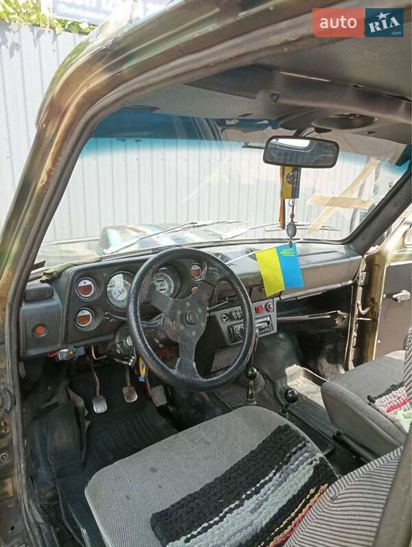 Внедорожник / Кроссовер ВАЗ / Lada 2121 Нива 1982 в Кривом Роге фото 9 Внедорожник / Кроссовер ВАЗ / Lada 2121 Нива 1982 в Кривом Роге