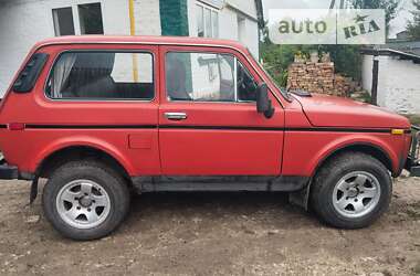 Внедорожник / Кроссовер ВАЗ / Lada 2121 Нива 1986 в Казатине