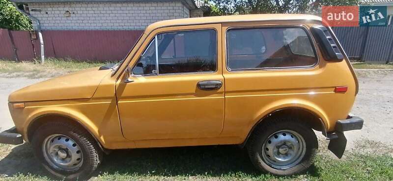 Внедорожник / Кроссовер ВАЗ / Lada 2121 Нива 1982 в Черкассах