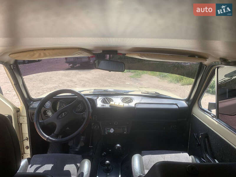 Внедорожник / Кроссовер ВАЗ / Lada 2121 Нива 1988 в Могилев-Подольске фото 20 Внедорожник / Кроссовер ВАЗ / Lada 2121 Нива 1988 в Могилев-Подольске
