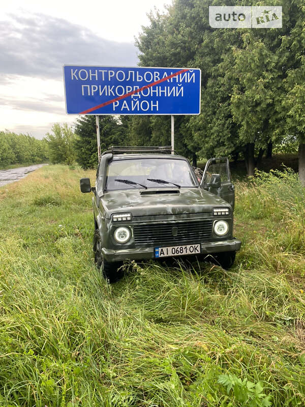 Внедорожник / Кроссовер ВАЗ / Lada 2121 Нива 1993 в Сумах