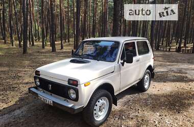 Позашляховик / Кросовер ВАЗ / Lada 2121 Нива 1993 в Лебедині