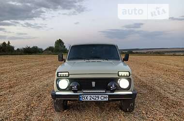 Позашляховик / Кросовер ВАЗ / Lada 2121 Нива 1984 в Дунаївцях