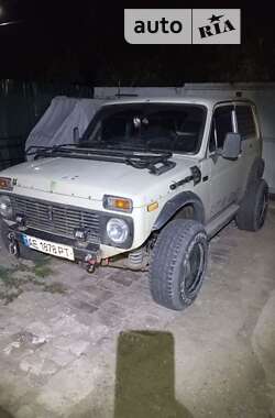 Позашляховик / Кросовер ВАЗ / Lada 2121 Нива 1981 в Дніпрі