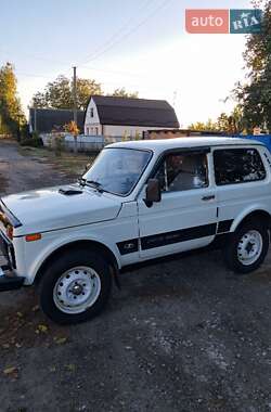 Позашляховик / Кросовер ВАЗ / Lada 2121 Нива 1986 в Валках