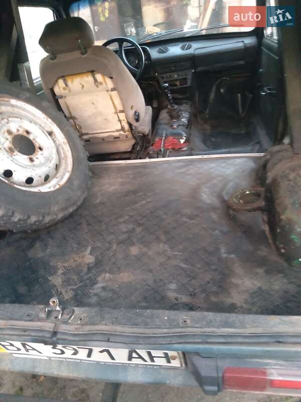 Внедорожник / Кроссовер ВАЗ / Lada 2121 Нива 1989 в Кропивницком фото 4 Внедорожник / Кроссовер ВАЗ / Lada 2121 Нива 1989 в Кропивницком