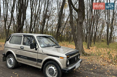 Позашляховик / Кросовер ВАЗ / Lada 2121 Нива 1988 в Лозовій