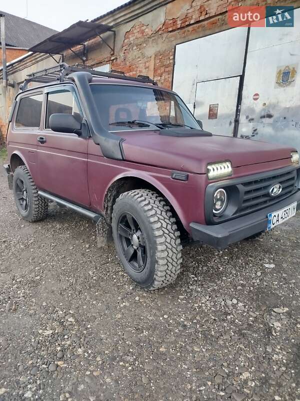 Позашляховик / Кросовер ВАЗ / Lada 2121 Нива 1986 в Хусті