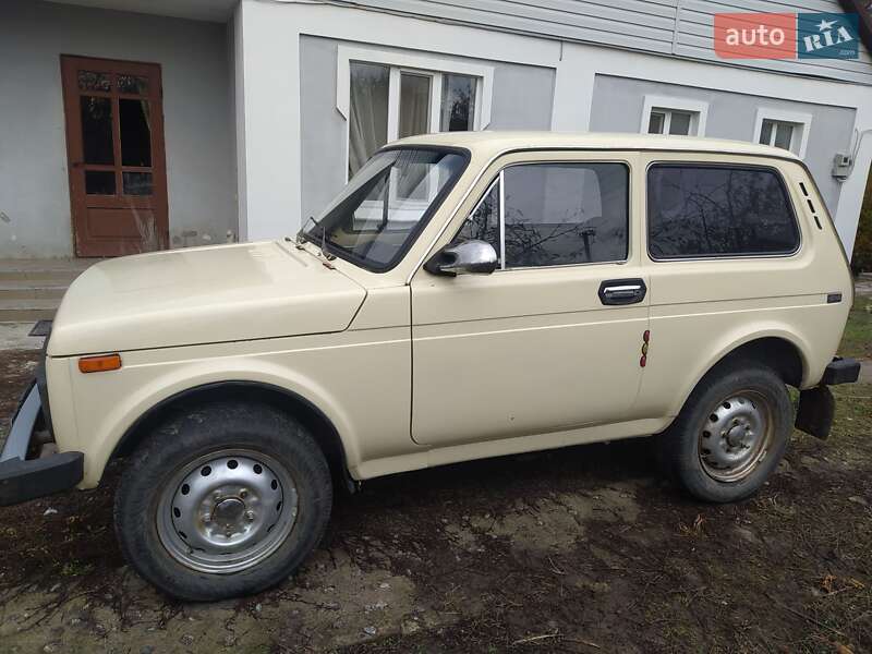 Внедорожник / Кроссовер ВАЗ 2121 Нива 1989 в 