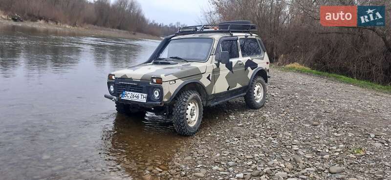 Внедорожник / Кроссовер ВАЗ / Lada 2121 Нива 1982 в Стрые