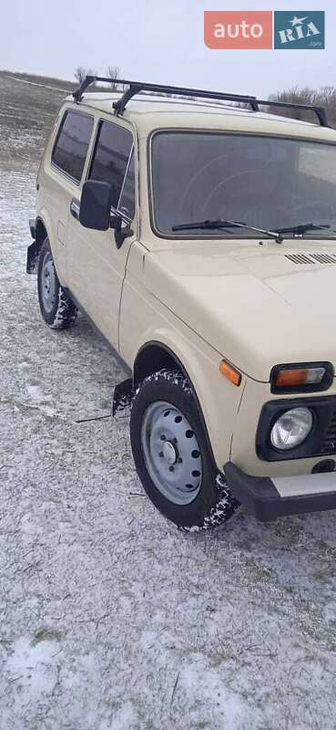 Позашляховик / Кросовер ВАЗ / Lada 2121 Нива 1986 в Чорнухах