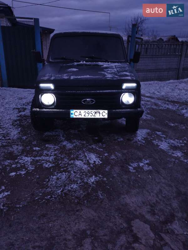 Внедорожник / Кроссовер ВАЗ / Lada 2121 Нива 1981 в Черкассах