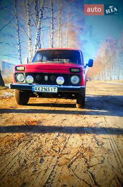 Позашляховик / Кросовер ВАЗ / Lada 2121 Нива 1990 в Краснограді